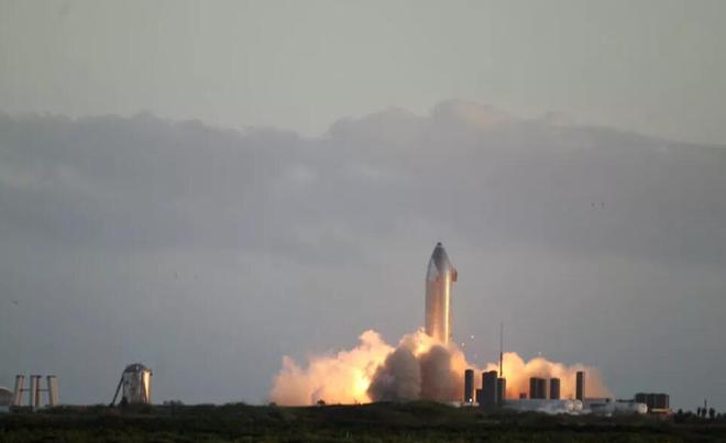 航天X航天器样机SN8第四次试验，准备下周首次高空飞行_新巴达站