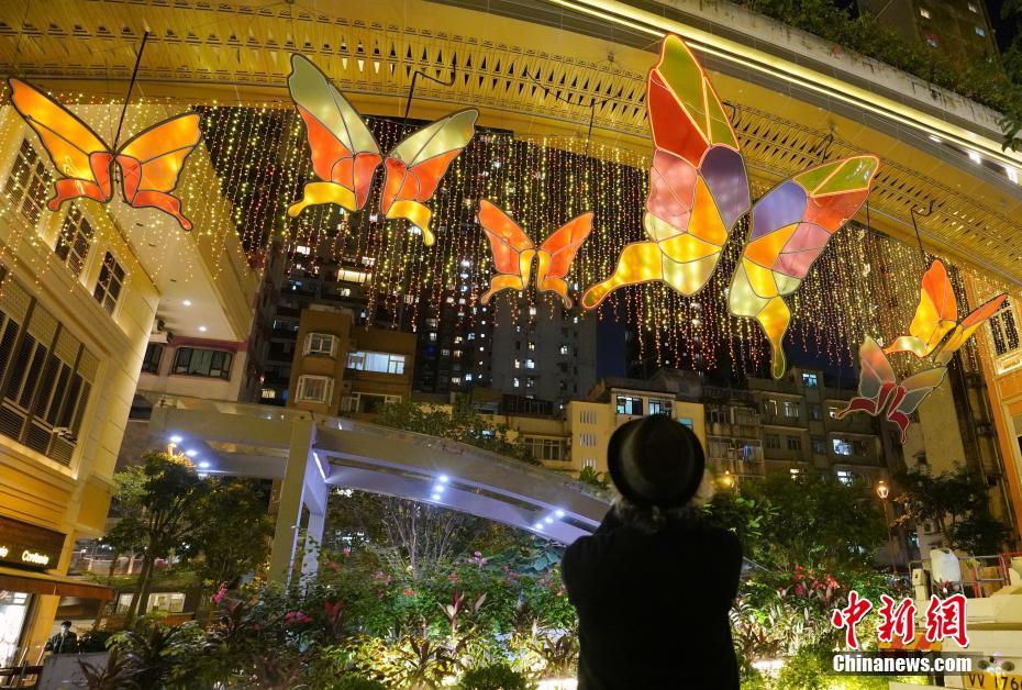 全球首款人工智能蝴蝶光影艺术装置在香港立东街亮相