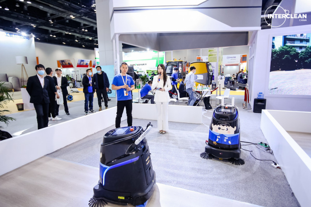 全球清洁行业第一大展首秀北京，机器人赚眼球