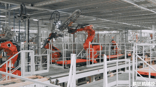 未掌握核心算法，国产工业机器人与国外差距到底有多大？