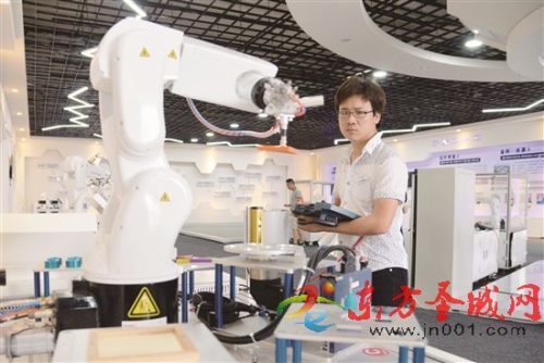 邹城成型侧重于新的和旧动能转换大力发展机器人行业
