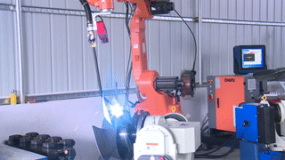现场！ Deqing有一个机器人项目来加速，并将从年度焊接机器人注释......