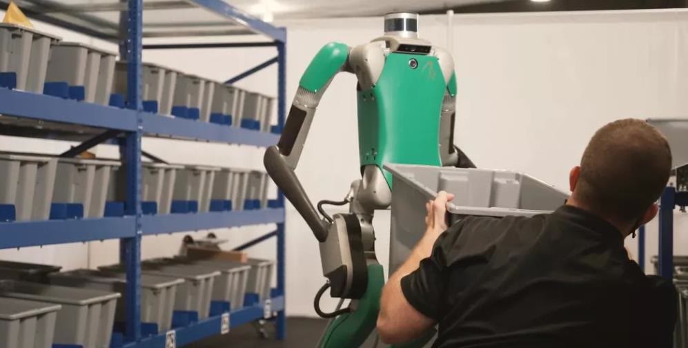 搬运工人形机器人诞生，未来将是人工智能的世界！